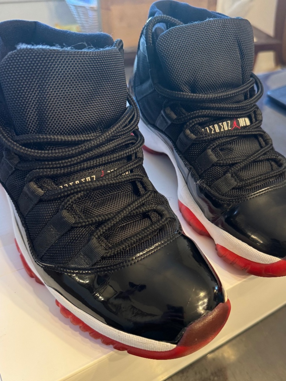 Authentic 2012 Air Jordan 11 Retro Bred Men’s Size 8.5 –